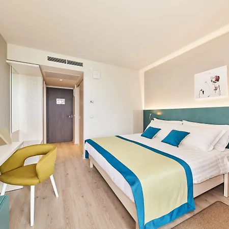 Sipar Plava Laguna 4*