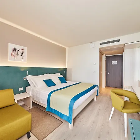 Sipar Plava Laguna 4*