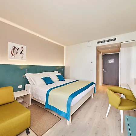 Sipar Plava Laguna 4*