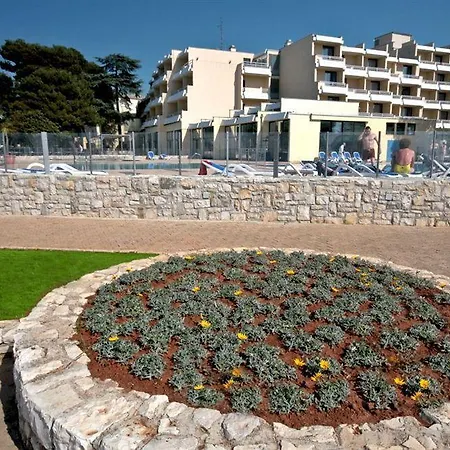 Sipar Plava Laguna Умаг