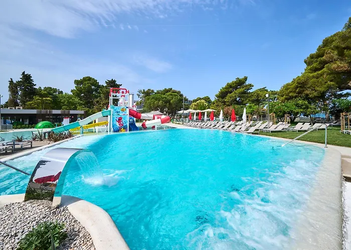 Sipar Plava Laguna 호텔