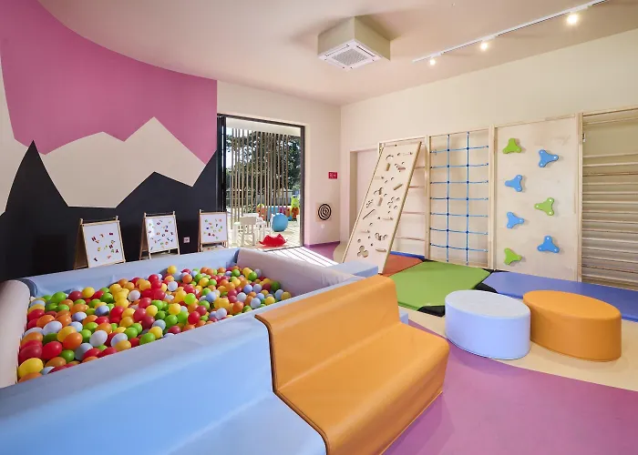 Sipar Plava Laguna 4* 우마그