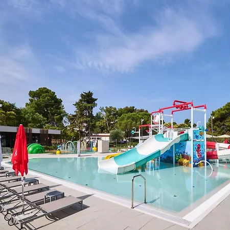 Sipar Plava Laguna Hotel