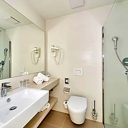 Sipar Plava Laguna 4*