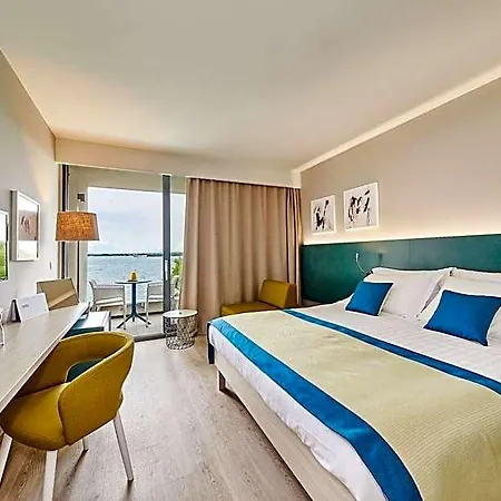 Sipar Plava Laguna 4*