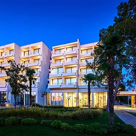 Szálloda Sipar Plava Laguna 4*