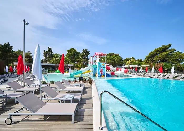 Sipar Plava Laguna Hotel 4*