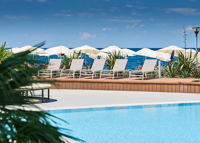 Hotel Sipar Plava Laguna 4*