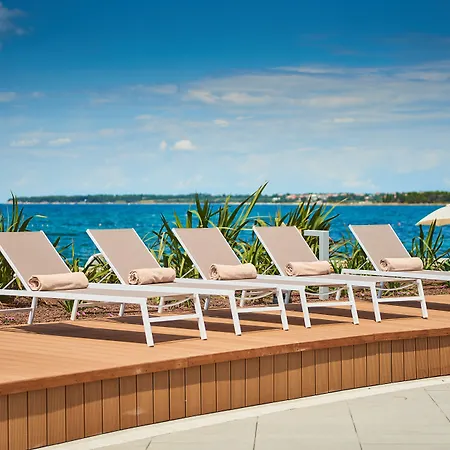 Sipar Plava Laguna 4*