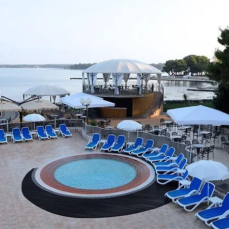 Sipar Plava Laguna 4*