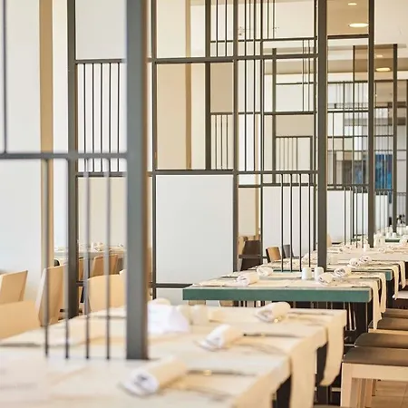 מלון Sipar Plava Laguna