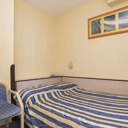 Sipar Plava Laguna אומאג