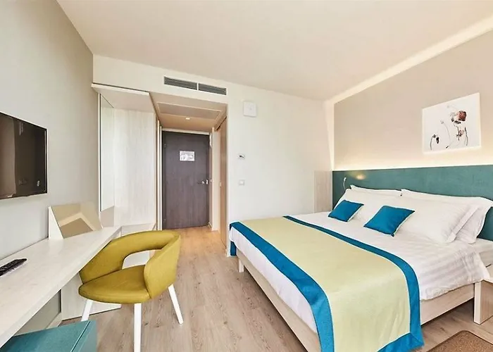 Sipar Plava Laguna Hotel